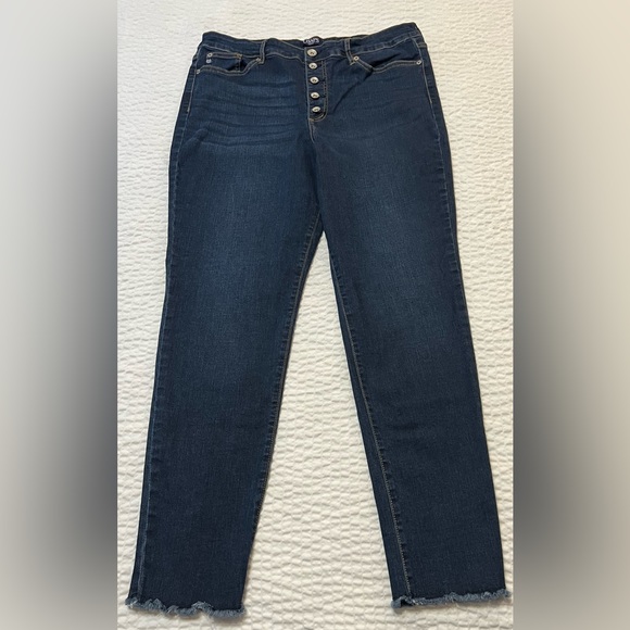 👖 Women’s Chaps Button-Fly Skinny Jeans - Picture 4 of 12